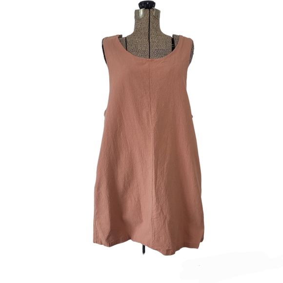 Other - Pink linen apron dress with pockets